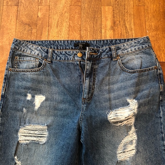 Boyfriend Jean - Picture 3 of 5